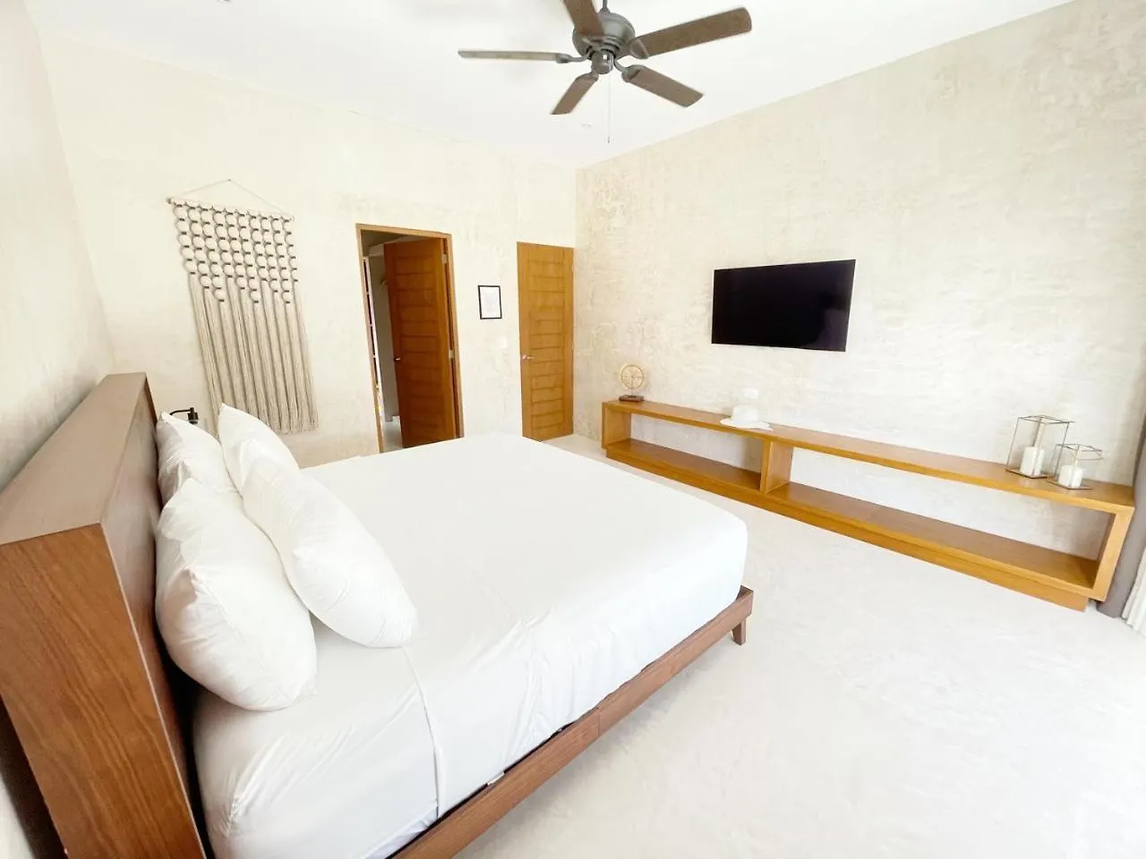 Luxury House Tomanoa - 10Pers - 4Rooms - Pool - Hotjacuzzi - Speed Wifi -Waterfall Tulum Pueblo Mexico