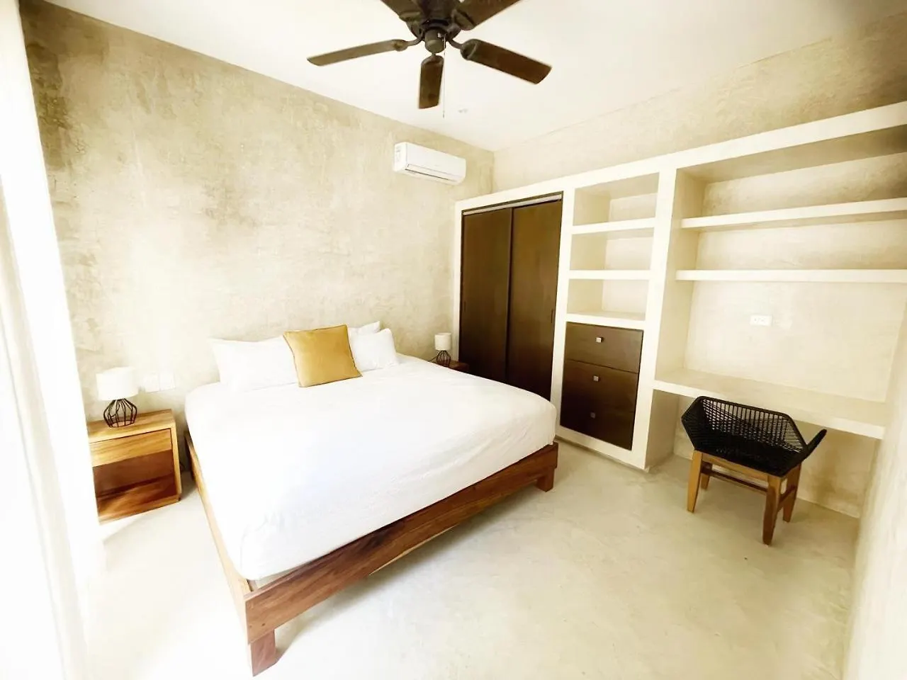 Luxury House Tomanoa - 10Pers - 4Rooms - Pool - Hotjacuzzi - Speed Wifi -Waterfall Tulum Pueblo 0*,  Mexico
