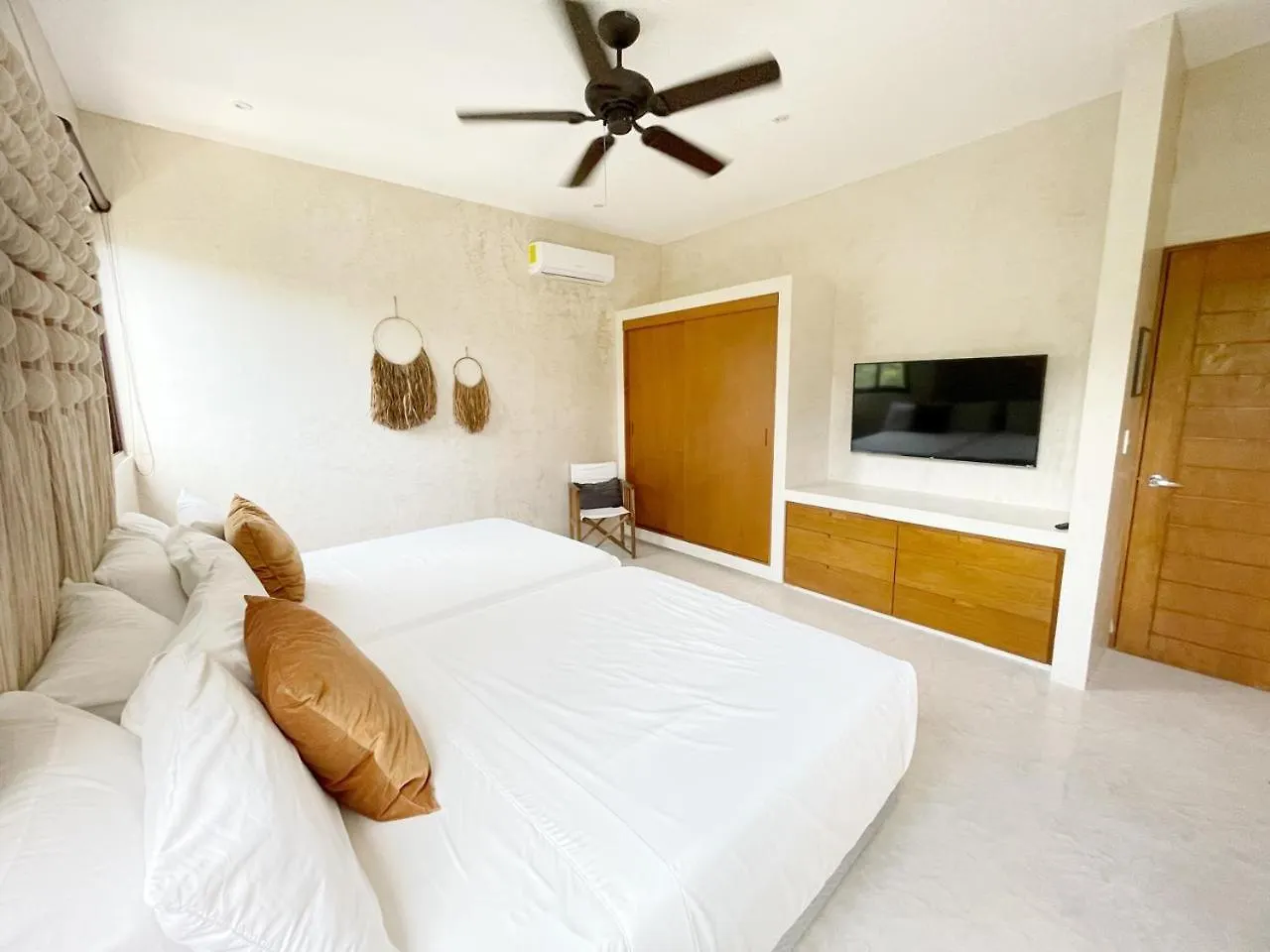 Luxury House Tomanoa - 10Pers - 4Rooms - Pool - Hotjacuzzi - Speed Wifi -Waterfall Tulum Pueblo